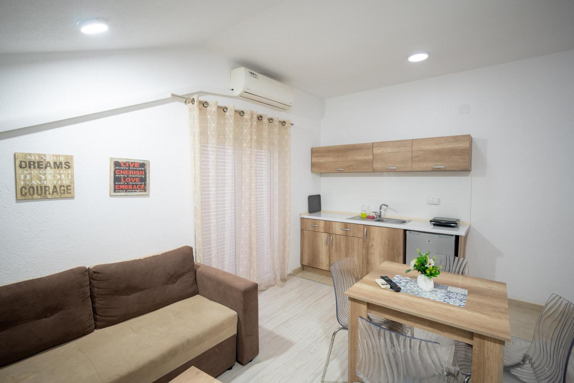 Luna Apartments Gyevgyelija Kültér fotó