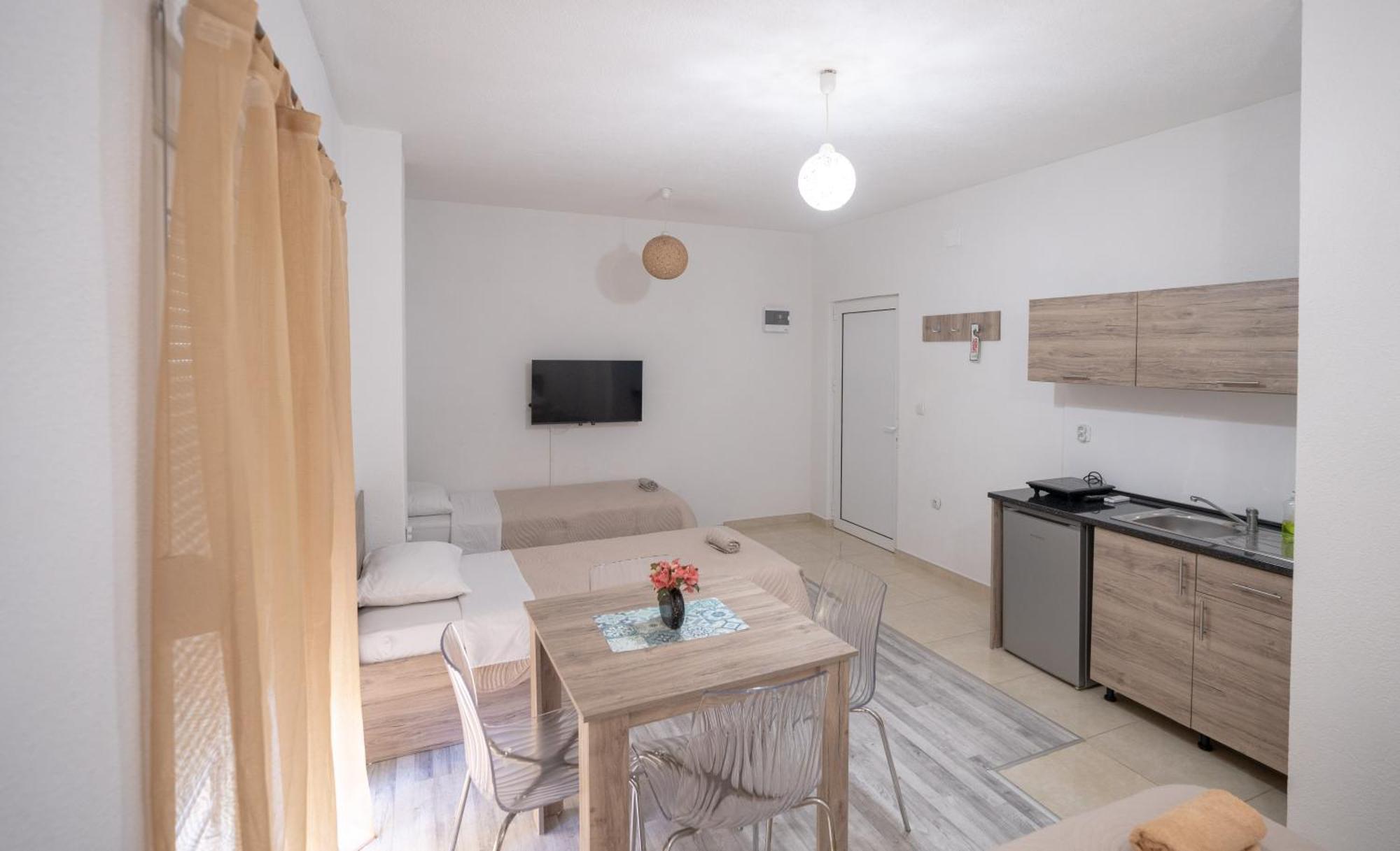 Luna Apartments Gyevgyelija Kültér fotó